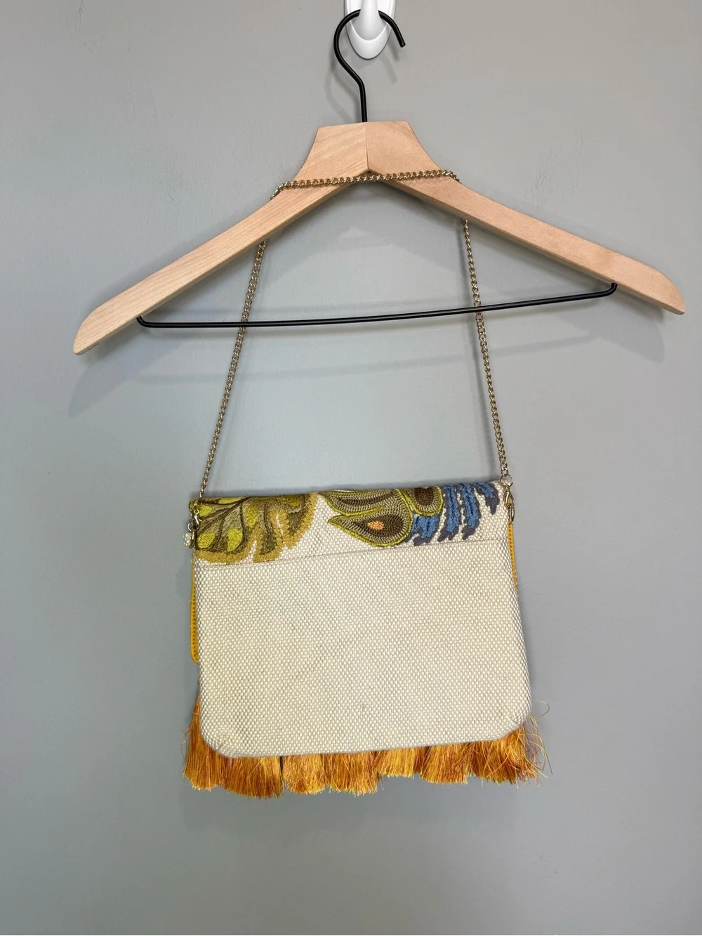Chico's tropical leaf embroidered clutch purse gold chain